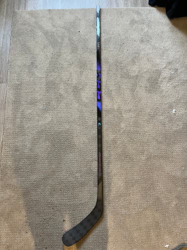 Senior CCM Ribcor Trigger 10 Pro Right Handed Hockey Stick P29 75 Flex (New)