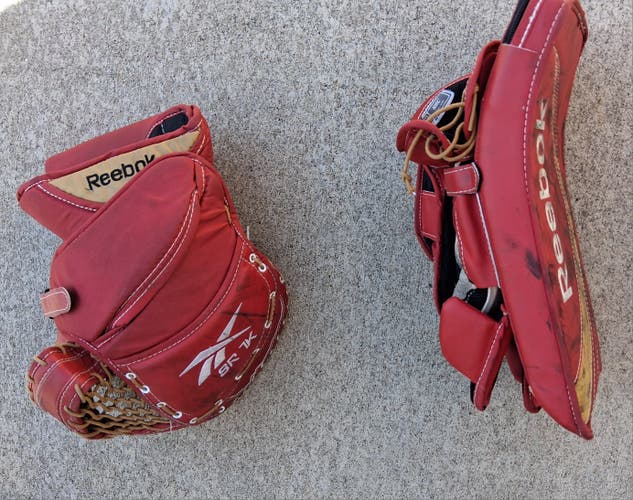 Reebok 7K Regular hockey goalie gloves set (Used)