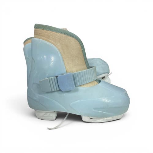 Used CCM 26-27 Girls Figure Skate Sky Blue Adjustable 11735-S000361007