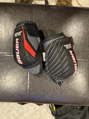 Bauer Lil Sport Elbow Pads (Used) TWO LEFT PADS PLEASE SEE DESCRIPTION