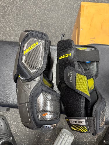 Senior Medium Bauer Supreme Mach Elbow Pads (Used)