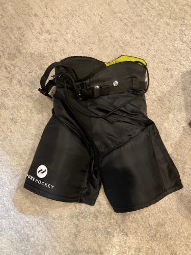 Youth Large Pure Hockey Hockey Pants (Used)