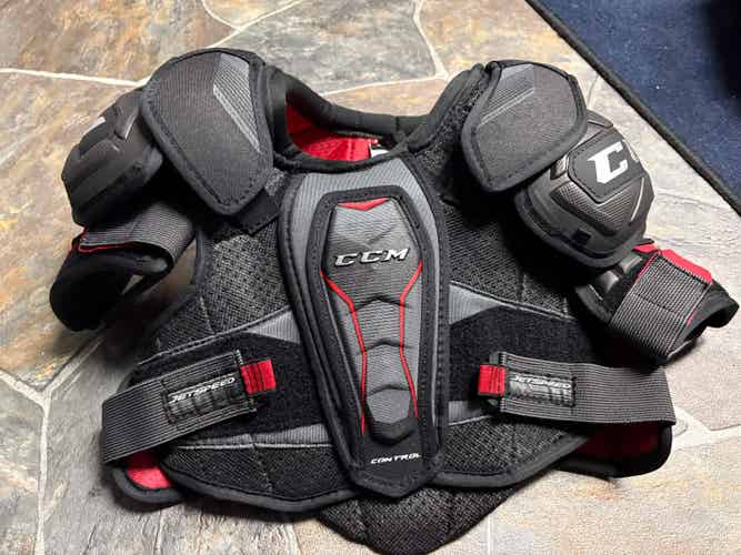 Medium Junior CCM Jetspeed Control Shoulder Pads (New)