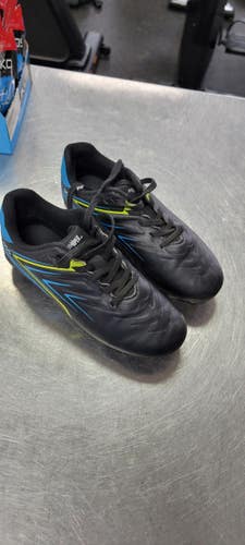Used Dsg Soccer Cleats  Youth 12.0 11497-S000162557