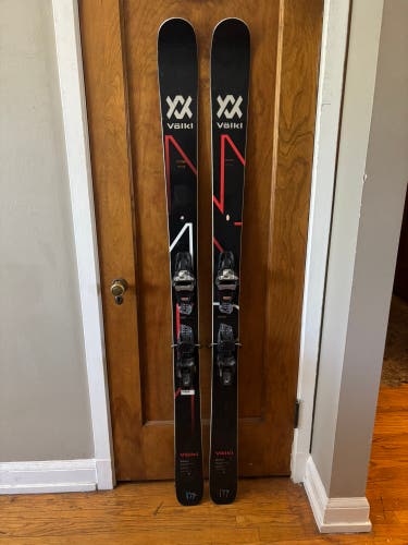 Volkl Mantra 177cm with Marker Squire GripWalk Bindings