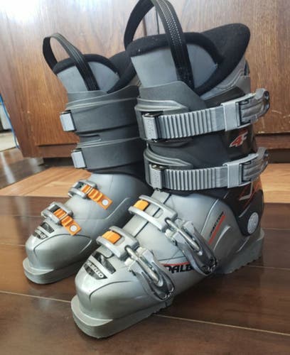23.5 ADULT SKI BOOTS DALBELLO VANTAGE 4 FACTOR *USED* CLEANED MENS 5/WOMENS 6