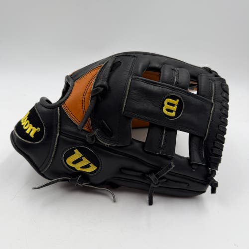 Wilson A2000 2087 11.75 Infield Baseball Glove