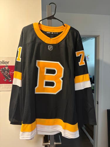 Men's Boston Bruins Taylor Hall Jersey - Adidas Primegreen Size 52 *NWT*