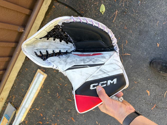 CCM Axis 2.9 Regular (Used)