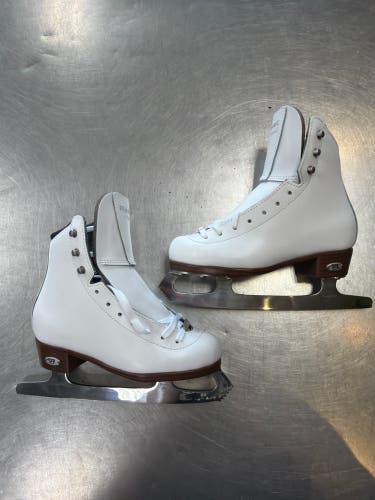 Riedell Diamond Figure Skates NEW Youth 13