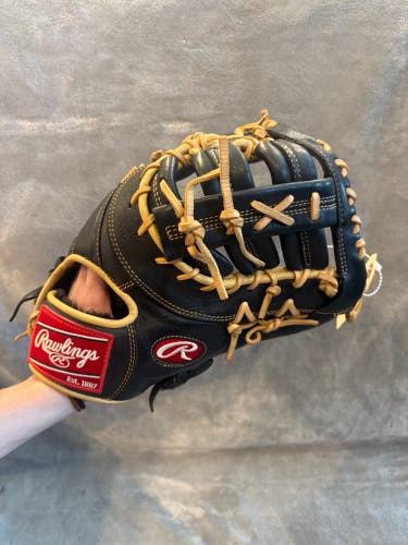 Black Rawlings Gold Glove Elite RH First Base Baseball Glove 13" (Used)