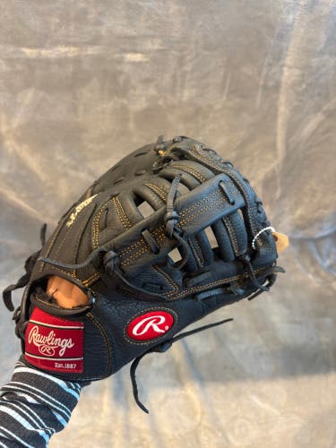 Black Rawlings Renegade RH First Base Baseball Glove 11.5" (Used)