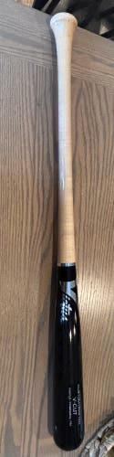 2026 Victus V-Cut Bat (-3) 29 oz 32" (Used)