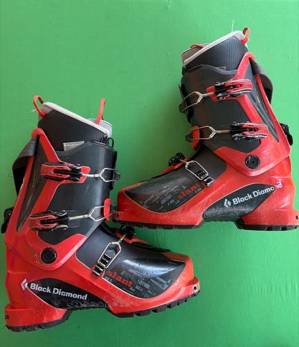 Mondo 27 & 27.5 Black Diamond Slant Ski Boots (Used)