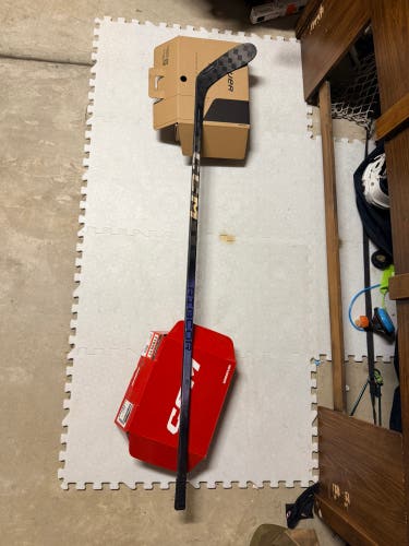 Senior CCM Ribcor Trigger 8 Pro Right Handed Hockey Stick P28 85 Flex (Used)