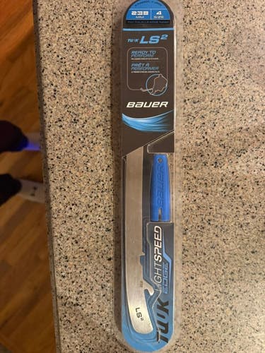 New Bauer Tuuk LS2 Runners 238mm Size 4 Junior Pair - LS Edge - Sealed