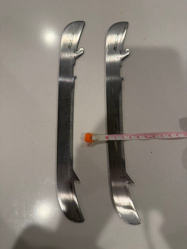 Bauer Fly-X 246 mm (Used)