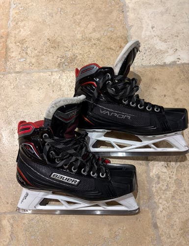 Bauer Vapor X900 Hockey Goalie Skates Extra Wide Width 8 (Used)