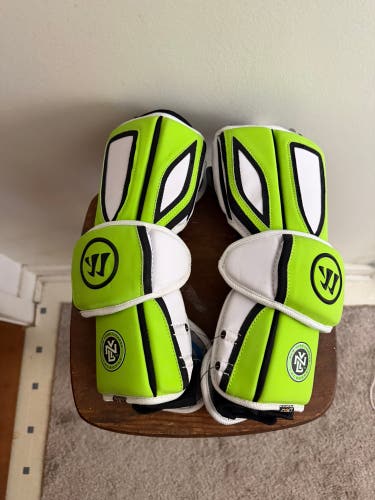 NY Lizards Warrior Arm Guard
