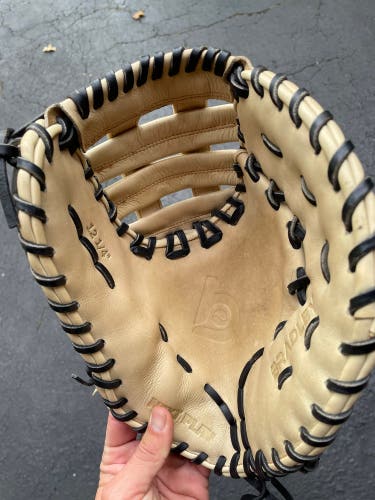 Next Play RH First Base Baseball Glove 12.25" (Used)