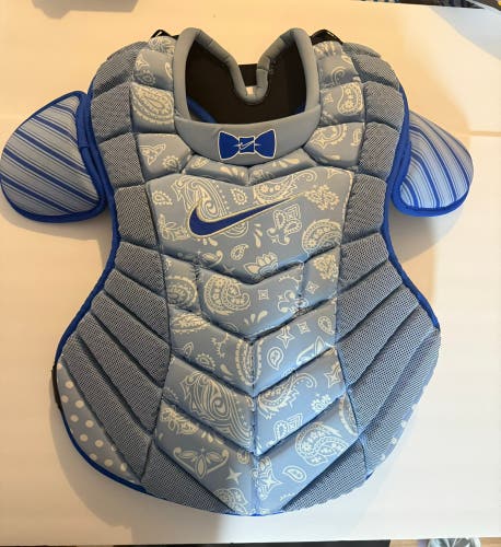 Nike Diamond Elite Catcher's Chest Protector (Used)