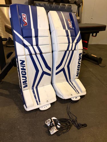 28" Vaughn Goalie Leg Pads (New)