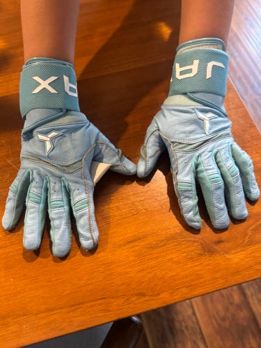 Youth Medium Jax Batting Gloves (Used)