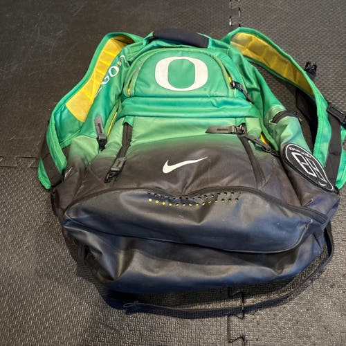 Rare Nike Oregon Ducks Football Team Issued Player Exclusive Athlete Backpack