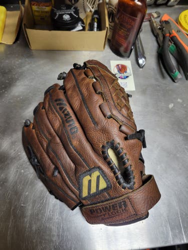Mizuno RH PowerClose Baseball Glove 11.5" (Used)