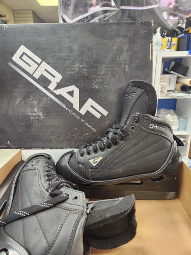 Senior Graf DM1050 Hockey Goalie Skates Regular Width Size 9.5