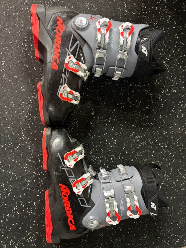 Nordica SpeedMachine J4 Ski Boots (Used) 23.5