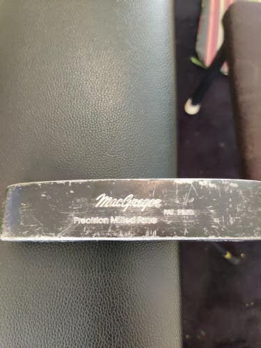 MacGregor Response Precision Milled Force Putter 35 Inches Right Handed