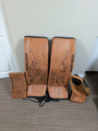35" Bauer Flylite Regular Goalie Full Set Pro Stock (Used)