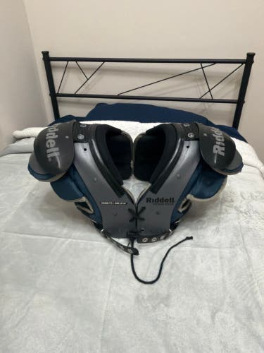 Large Youth Riddell Shoulder Pads (Used)
