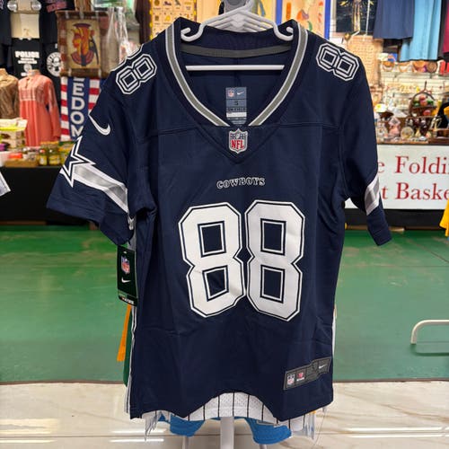 Dallas Cowboys CeeDee Lamb #88 NFL Jersey Blue Medium Kids Unisex Jersey (New)
