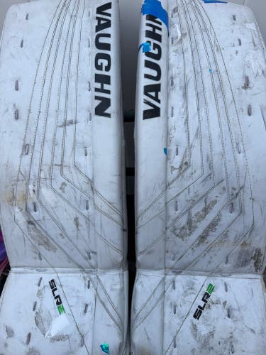 29" Vaughn Ventus SLR2 Goalie Leg Pads (Used)