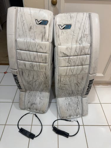 Vaughn V9 Goalie leg pads white Intermediate 30+2