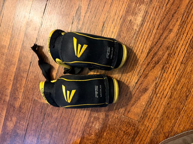 Youth Medium Easton Stealth Elbow Pads (Used)