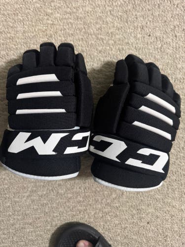 CCM Tacks 4R2 Gloves 11" (Used) Youth