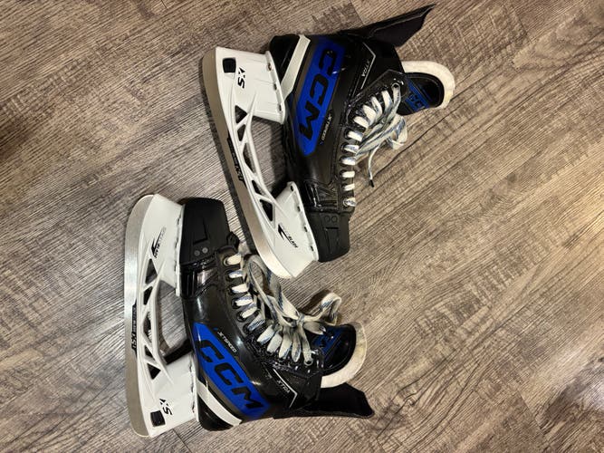 CCM JetSpeed XTra Hockey Skates | Size 4R