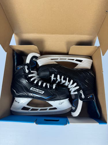 New Senior Bauer XLP Hockey Skates
