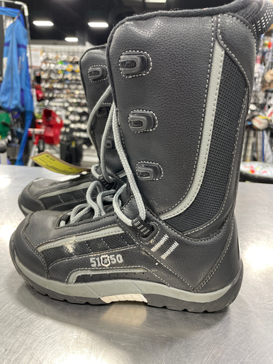 Used 5150 5150 Junior 04 Boys' Snowboard Boots 11735-s000327526