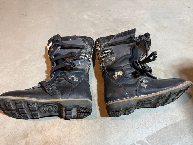 Alpine stars motorcycle boots size 13