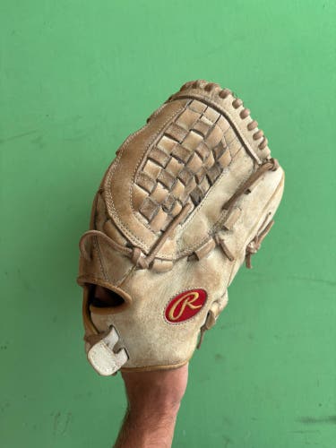 White Rawlings Liberty Advanced RH Softball Glove 12.5"