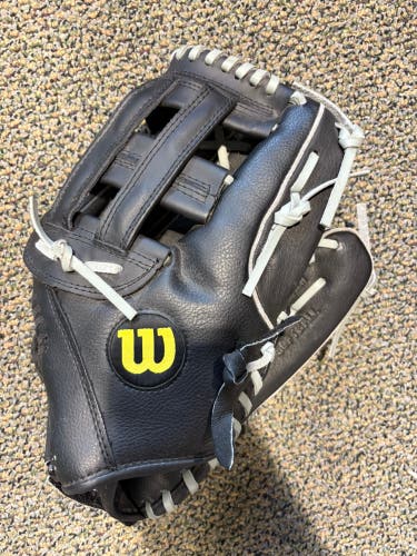 Black Wilson Elite RH Softball Glove 13" (Used)