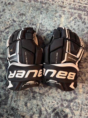 Bauer Supreme Ignite Pro Gloves 14" (Used)