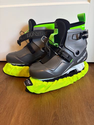 LIKE NEW - Bauer Konekt Hockey Goalie Skates Regular Width 6 (Used)