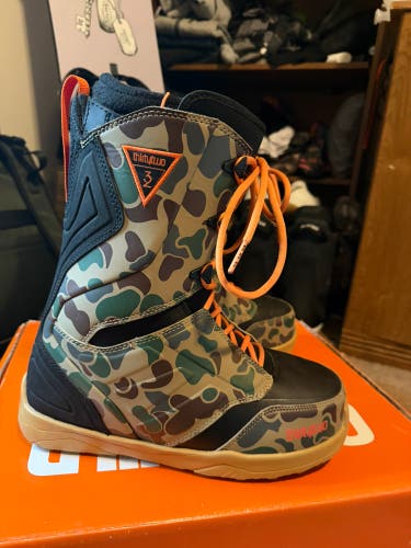 Brand new 32 Lashed camo