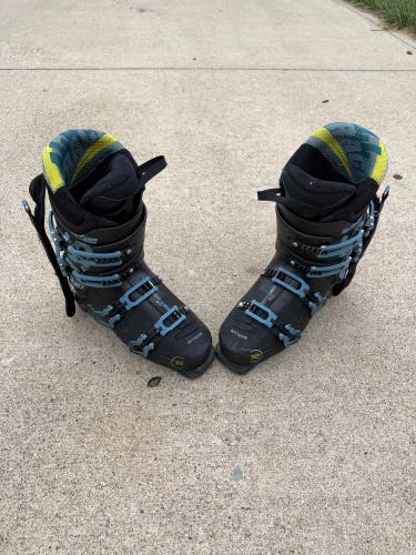 Mondo 26 & 26.5 Unisex Rossignol AllTrack All Mountain Ski Boots Medium Flex (Used)
