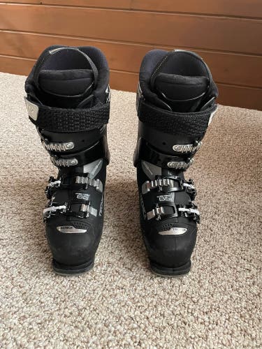 Women's Tecnica Mach Sport MV 85 W Ski Boots Mondo 24 & 24.5 (Used-Good Condition)